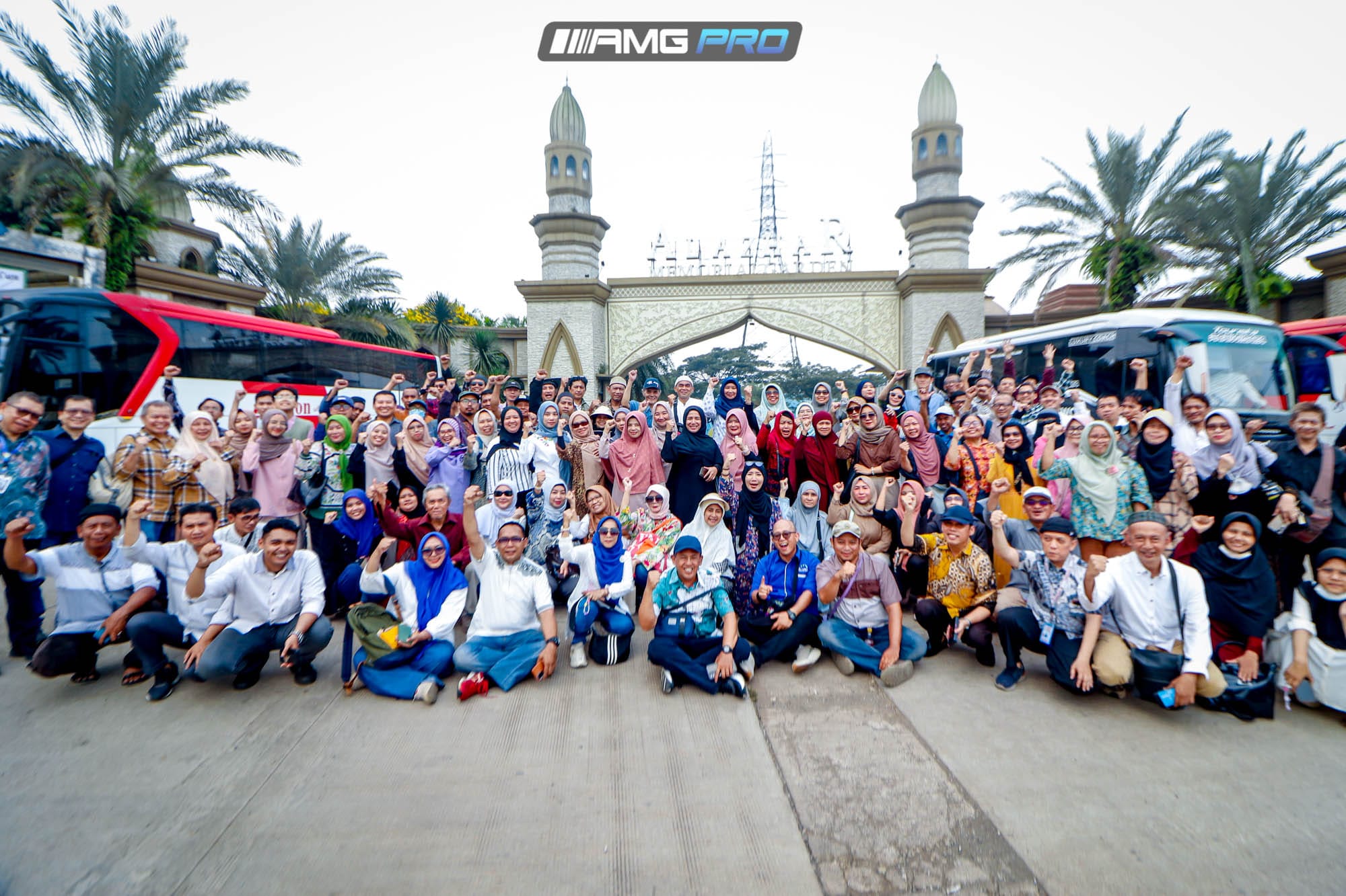 Peserta Site Training Al Azhar Memorial Garden