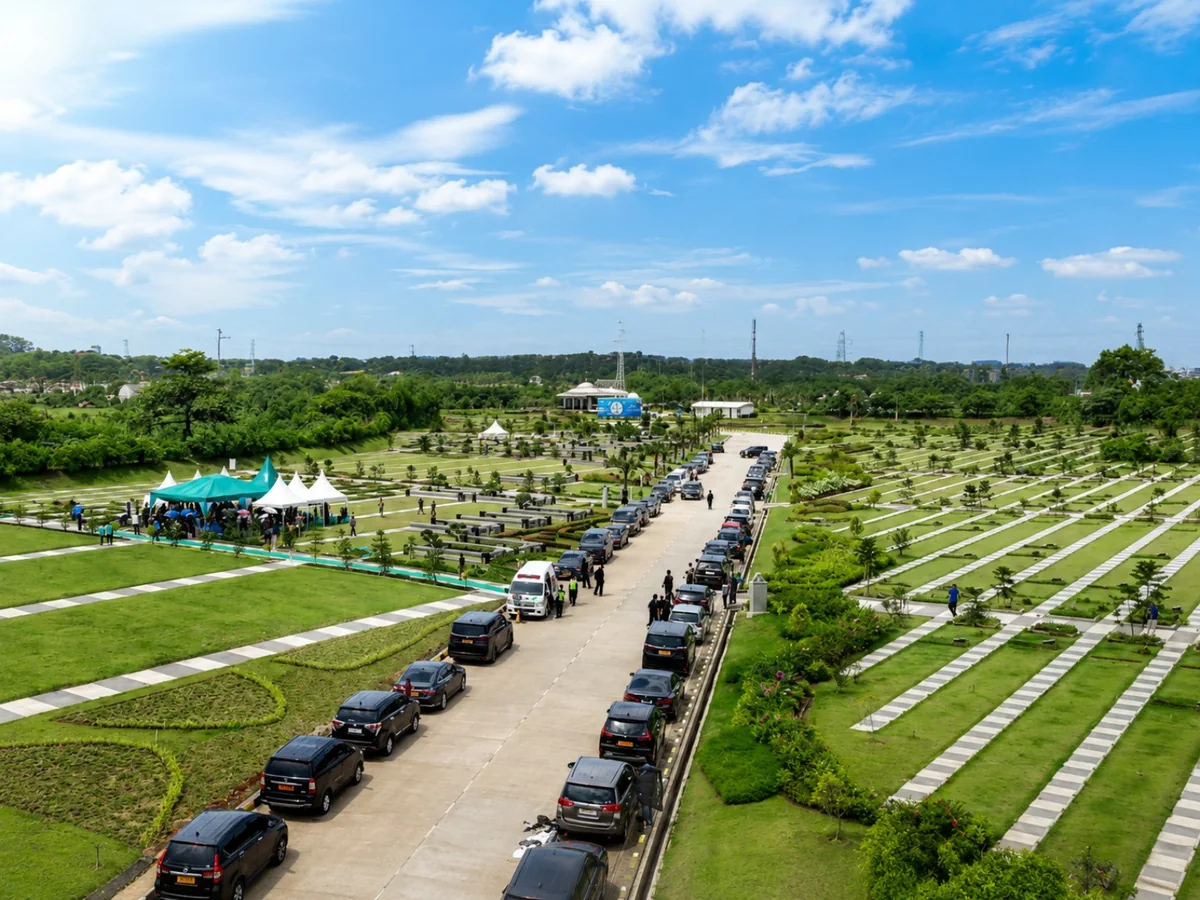 Area parkir Al Azhar Memorial Garden Karawang