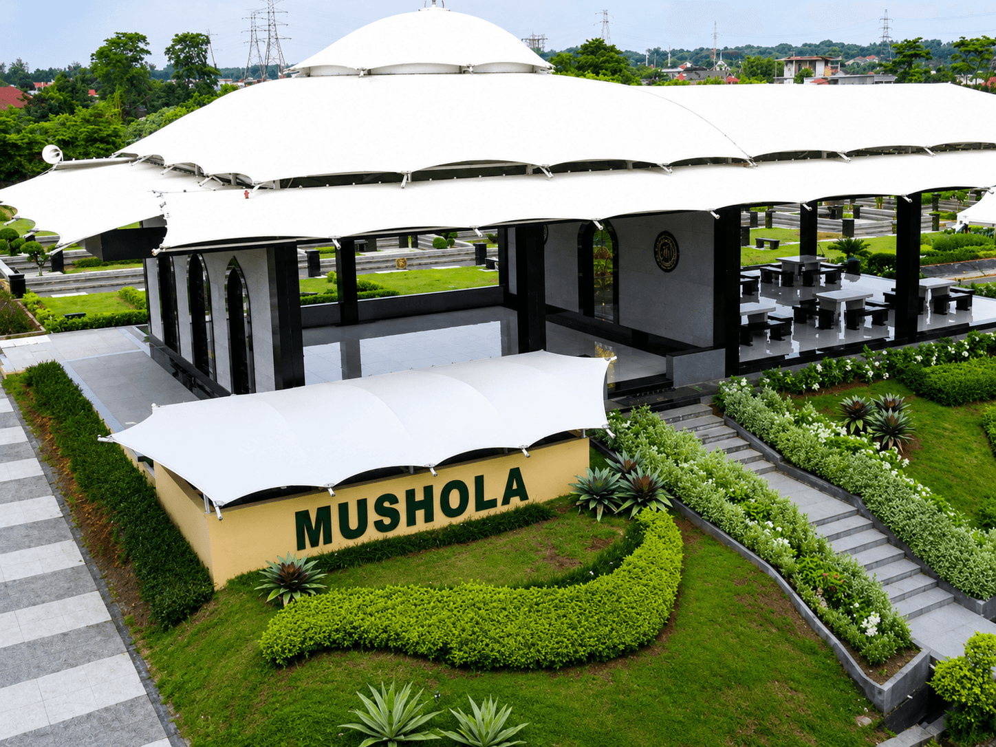 Mushola Al Azhar Memorial Garden Karawang